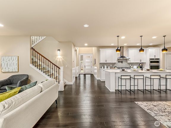 5th image of 21707 2nd Avenue SE