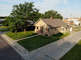 215 S Madison St, Smith Center, KS 66967