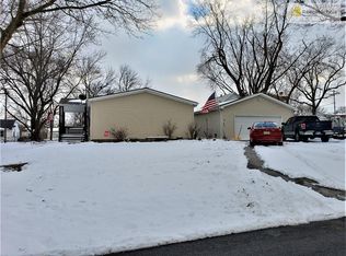 415 E Hulett St, Edgerton, KS 66021
