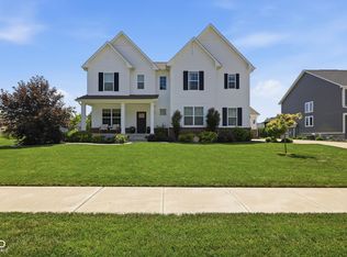 11050 Portage Woods Dr, Fortville, IN 46040