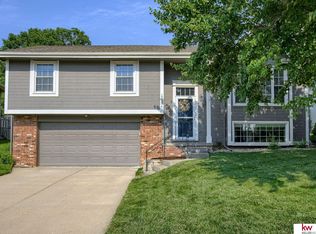 12981 Camden Ave, Omaha, NE 68164