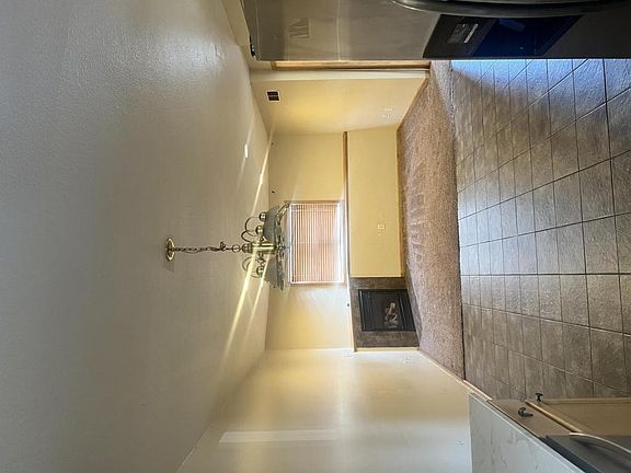 4th image of 1599 Rice St