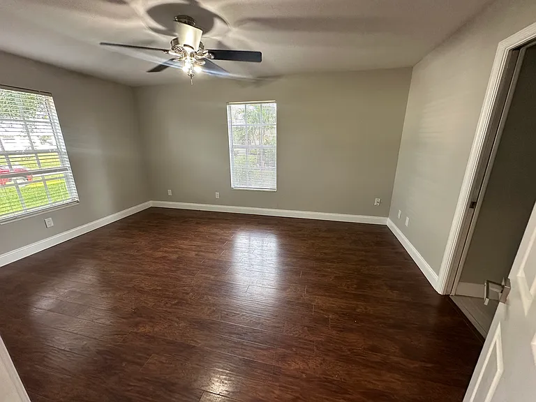 17500 Phlox Dr — Photo 6