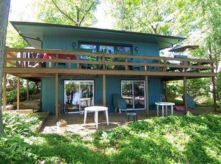 301 Andover Pt, Roaming Shores, OH 44084