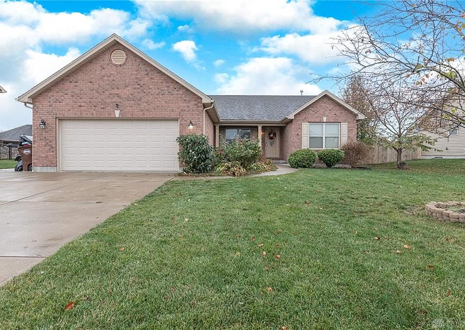 1st image of 304 Deep Woods Ct