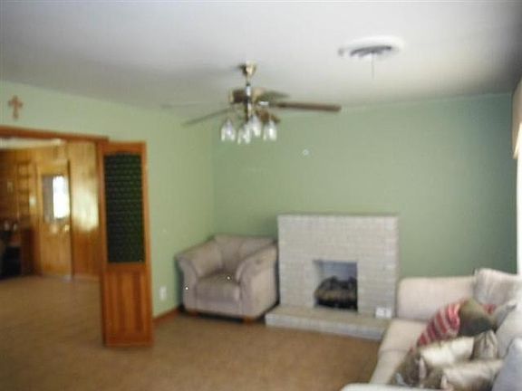 3rd image of 6031 W Madison Blvd
