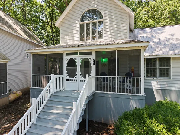 207 Hursthaven Ct, Grand Rivers, KY 42045