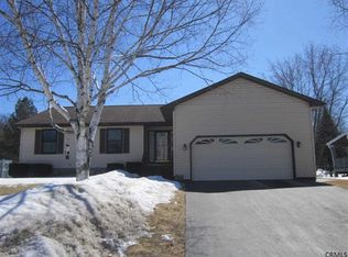 15 Riesling Rd, Schenectady, NY 12309