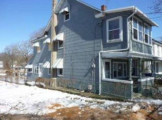 233 Washington St, Mount Holly, NJ 08060