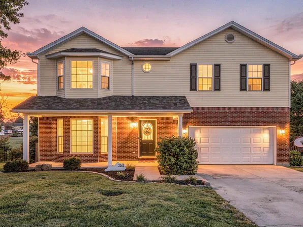 2262 Clearwater Dr, Lawrenceburg, KY 40342