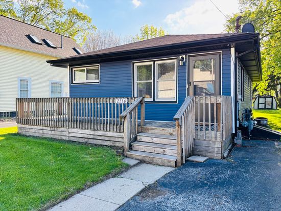 2516 McCool Rd, Portage, IN 46368