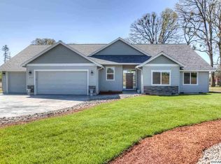 5755 Merrill Ln, Salem, OR 97304