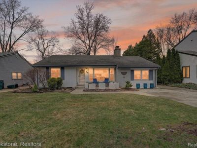 15636 Kirkshire Ave, Beverly Hills, MI, 48025