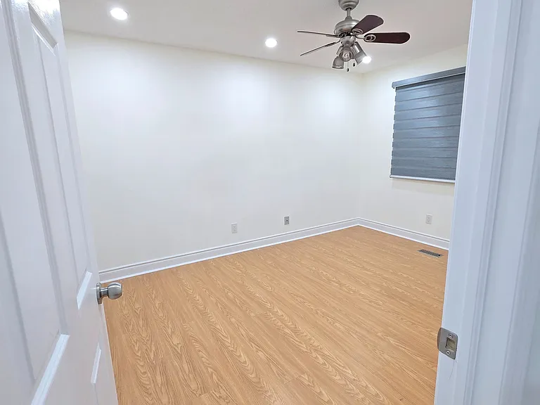 42 Boreham Cir — Photo 17