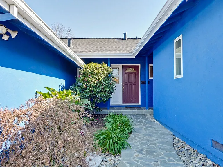 341 Hillsdale Ave — Photo 5