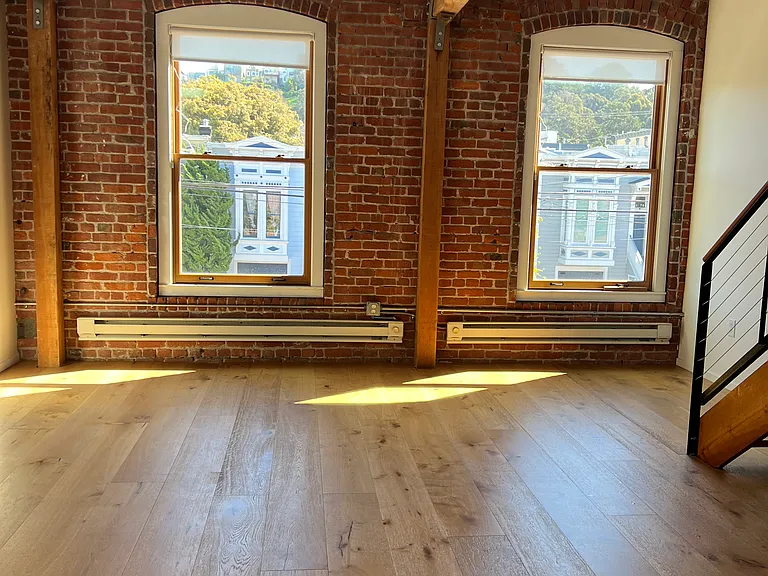 720 York St #218 — Photo 3