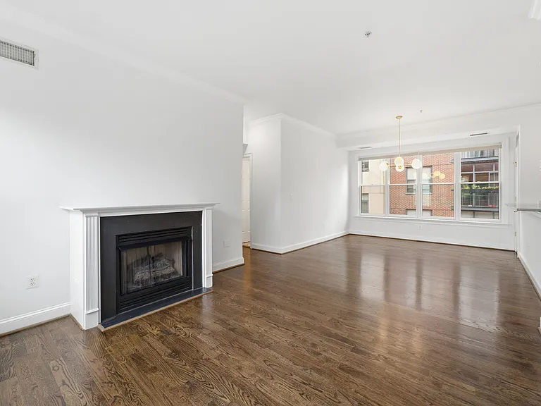 1340 Q St NW #23 — Photo 4