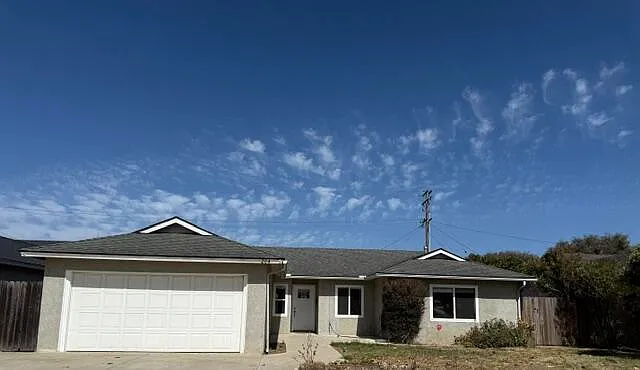 204 N X St — Photo 1