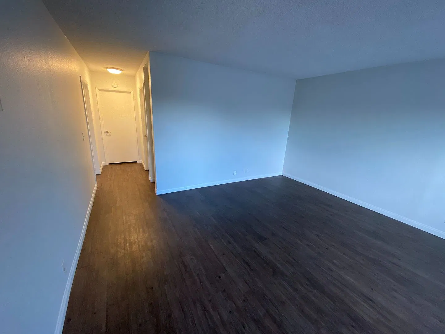 Available For Showings On -Schedule Now! This One Won't Last! 2 Bedroom In Chula Vista ! — Photo 4