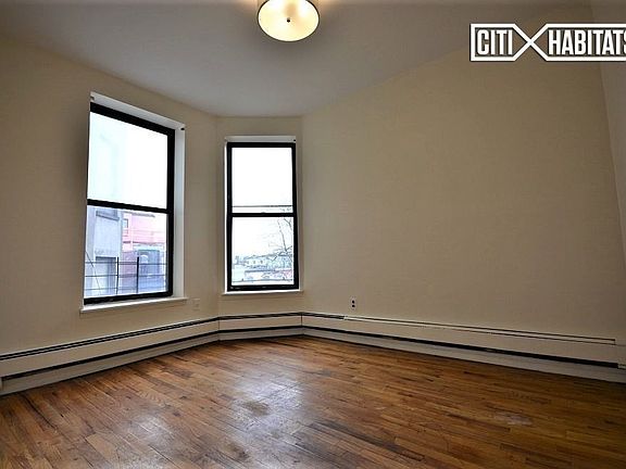 4th image of 281 Clifton Pl APT 3