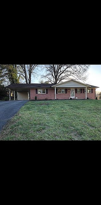 1st image of 56 Canterbury Ln