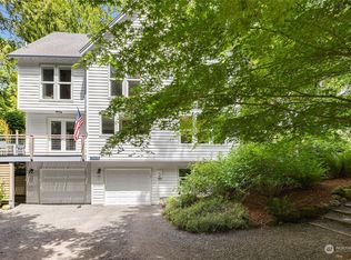 15450 Smoland Ln NE, Bainbridge Island, WA 98110