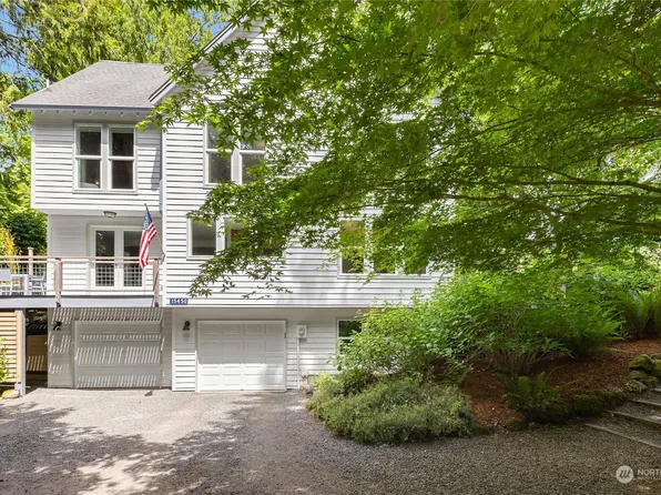 15450 Smoland Lane NE, Bainbridge Island, WA 98110