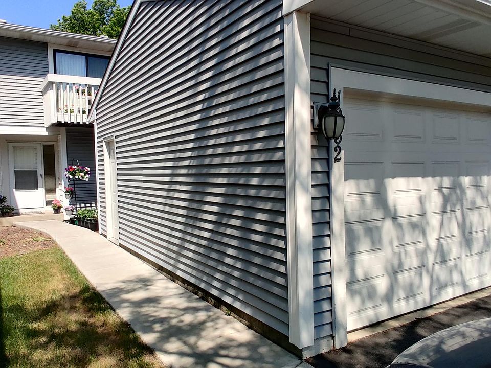 1st image of 1062 Cumberland Ct