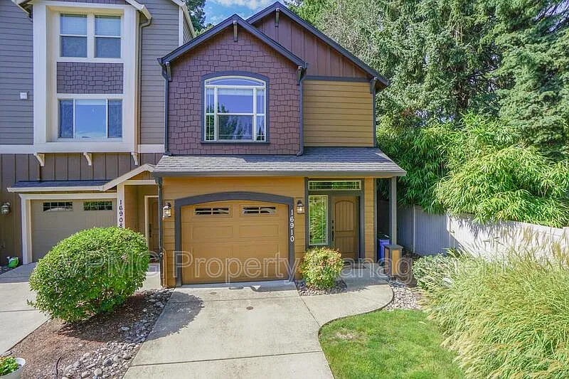 2 bed, 2.5 bath, 1540 sqft, $2,350 — Photo 1