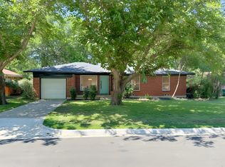 1812 Carlton St, Denton, TX 76201