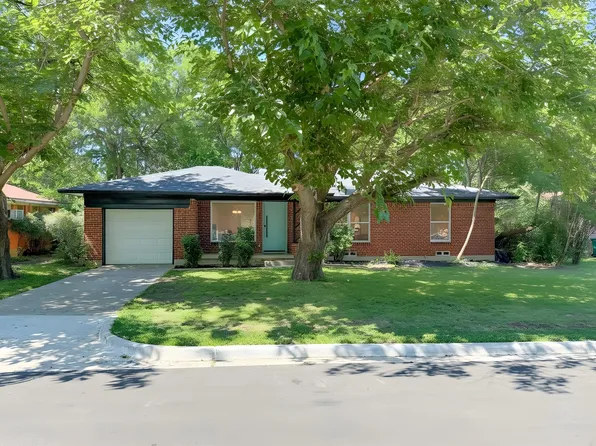 1812 Carlton St, Denton, TX 76201