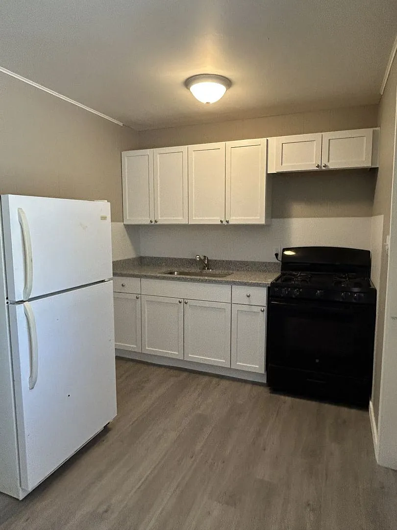 2379 Locust Road — Photo 3