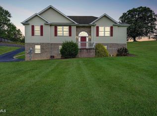 1800 Brook Hollow Rd, Johnson City, TN 37604
