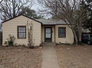 2013 38th St, Lubbock, TX 79412