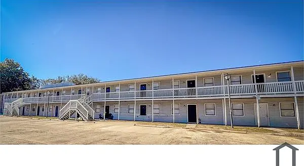 2 bed, 760 sqft, $1,500 — Photo 3