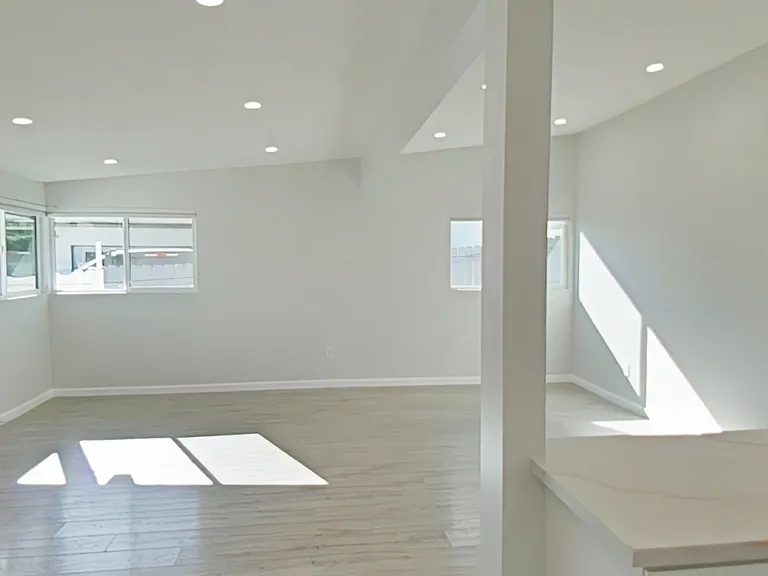 3113 Harmony Pl — Photo 2
