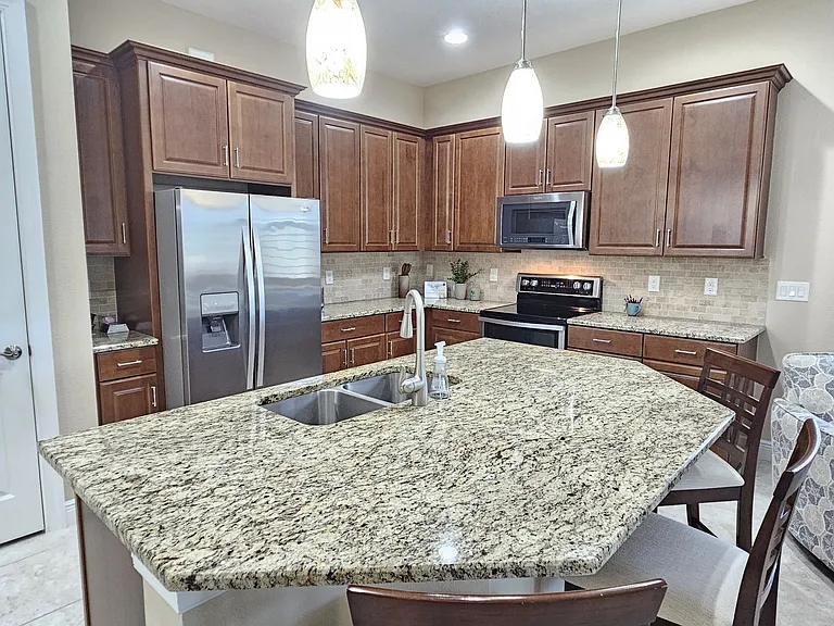 10361 Crooked Creek Dr — Photo 19