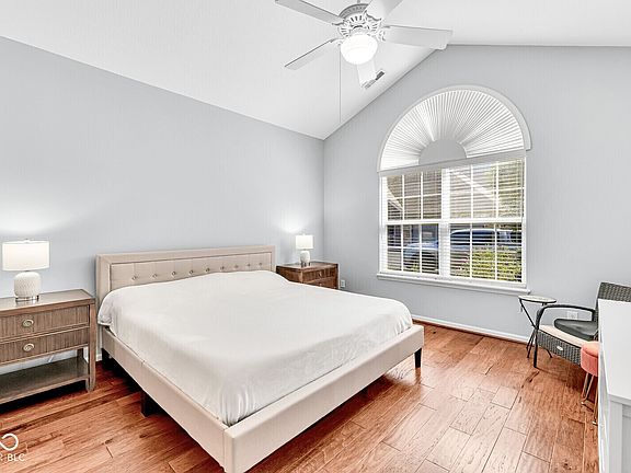 5th image of 11156 Easy St