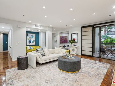 2132 Century Park Ln APT 101, Los Angeles, CA, 90067