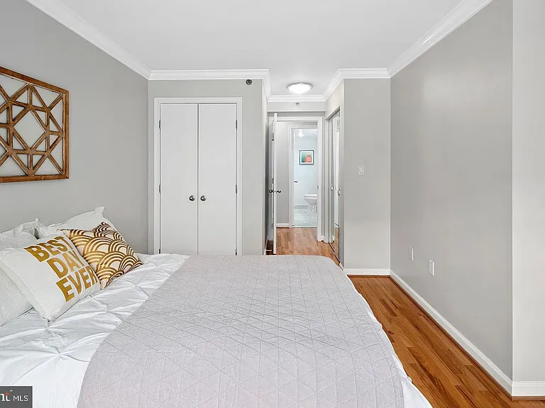 1230 23rd St NW #501 — Photo 17