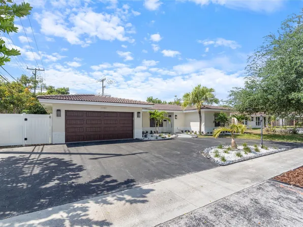 2280 NE 62nd Street, Fort Lauderdale, FL 33308
