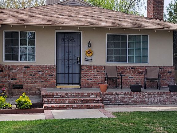 2nd image of 436 W Avenue J8