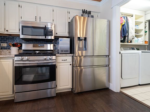 4th image of 18245 66th Ct APT 3C