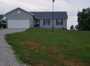 9123 Arthur Coffman Rd, Greenville, IN 47124