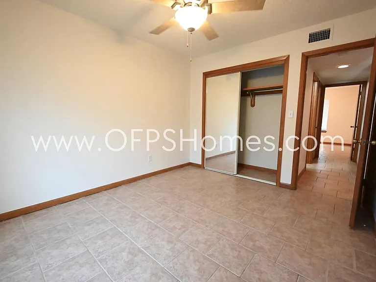 3934 Balsam Dr — Photo 25