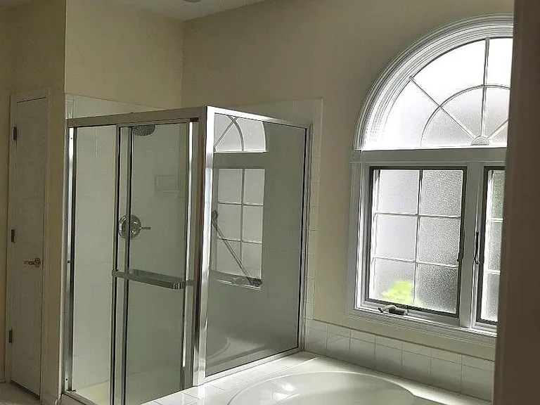 52 Westminster Dr — Photo 17