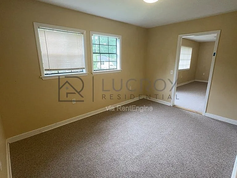 346 Mason Blvd — Photo 10