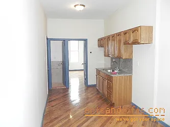 Rented by aptsandlofts.com