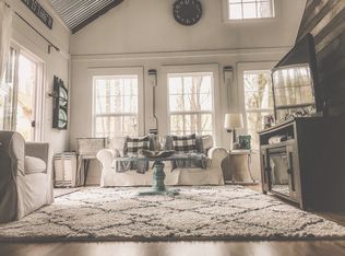 8160 Dogwood Dr SW, Sherrodsville, OH 44675