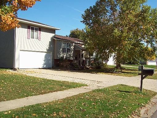 2nd image of 1129 Linda Dr
